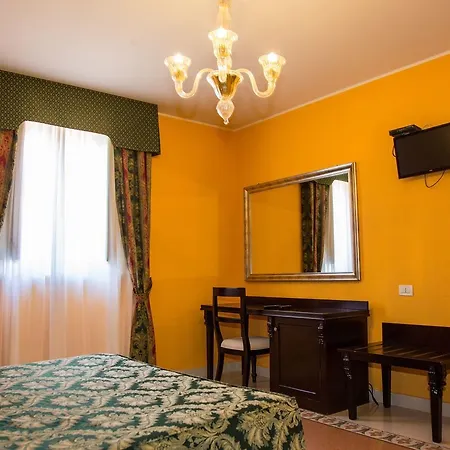 Donna Concetta 4*