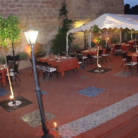 Donna Concetta Hotel 4*